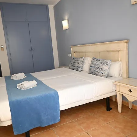 Hostal Hpc Porto Colom-2